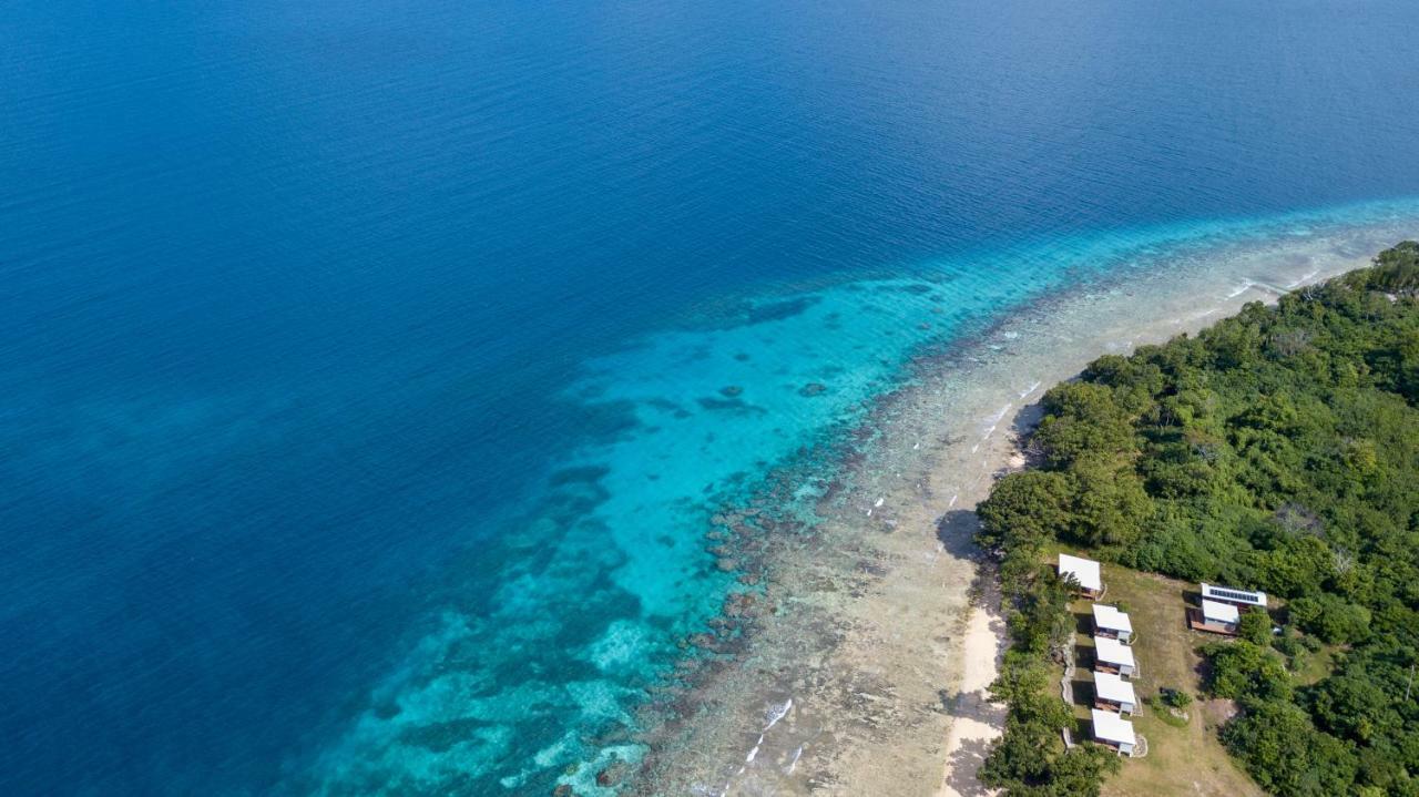 Aore Breeze Luganville Exteriör bild